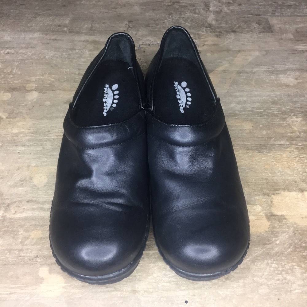 Spring Step Women’s 6.5 Black Slip-ons - Picture 2 of 7